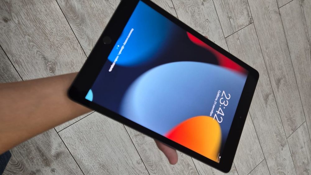 Продаю iPad 2020