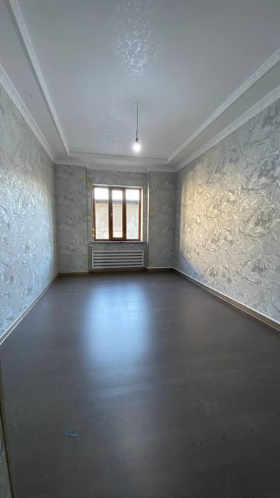 Zangiotada 2 sotix uy sotiladi