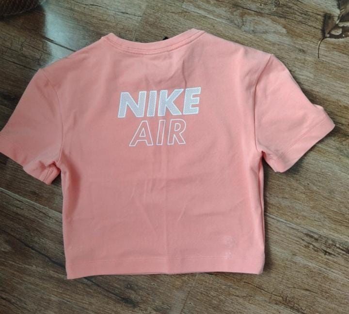Tricou crop top Nike Air mărime xs