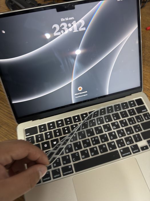 MacBook Air 13 2024