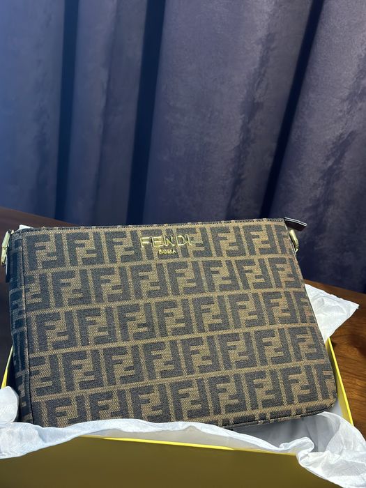Продам Женская Сумка от Fendi, Оригинал. Новый.