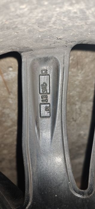 Гуми  225 45 18 с Джанти 5х112