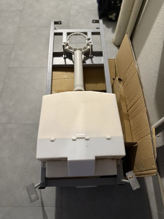 Бу инсталляция с унитазом за 20тыс