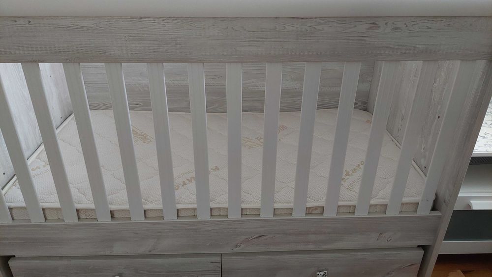 Бебешко легло - люлка с матрак Магнифлекс