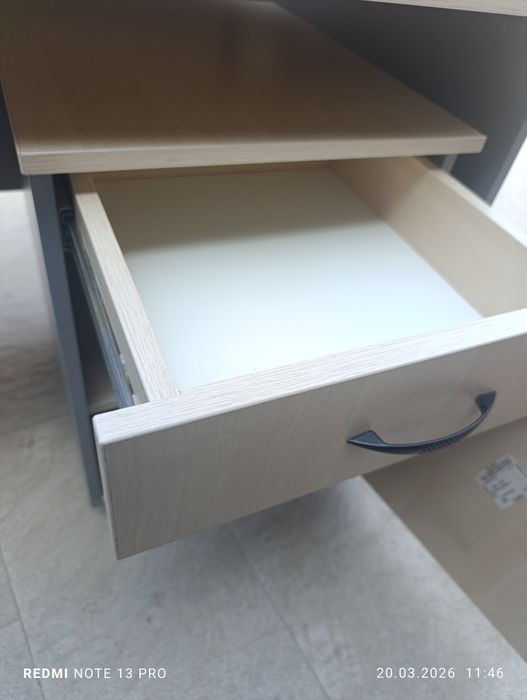 Продам офисный стол