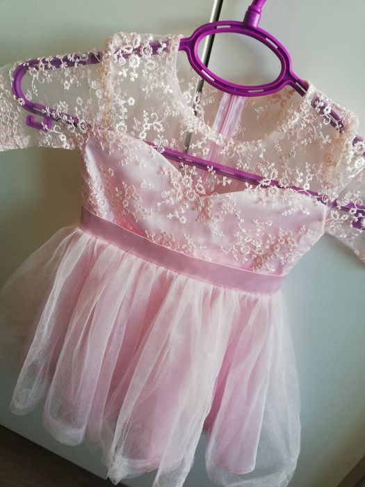 Официална рокля 2г 86размер