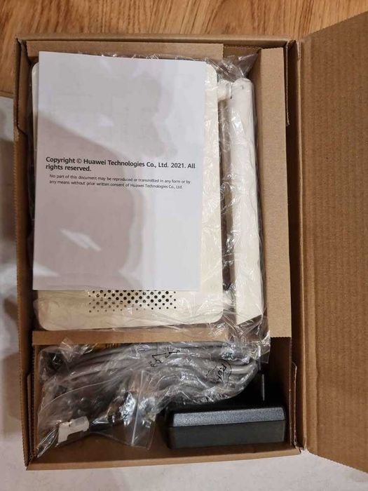 Huawei EchoLife EG8145V5 GPON terminal оптичен wifi router