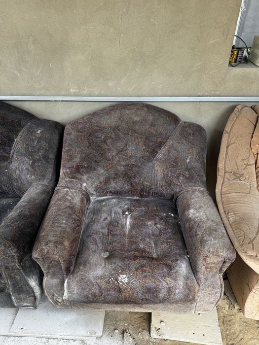 Диваны и кресла бесплатно (самовывоз)