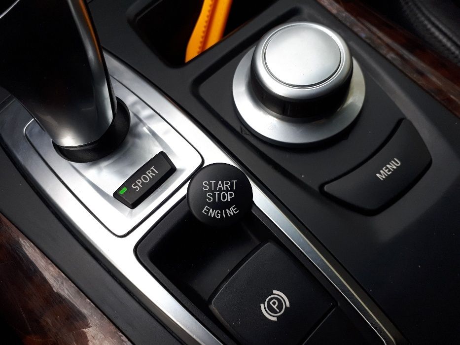 Кнопка запуска двигателя Start Stop на БМВ BMW X5 X6 E60 E70 E71 E90