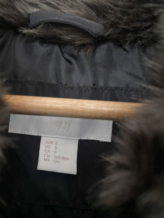 Vestă H&M, neagră, pentru primăvară-toamnă