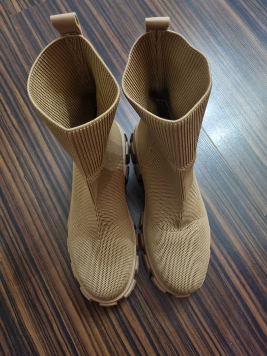 Papuci de femei, material elastic