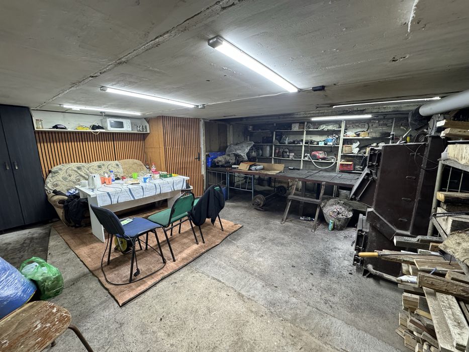 СТО за Дворцом Спорта