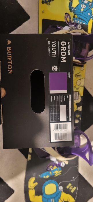 Placa snowboard Burton LTR 100 si legaturi Burton Grom