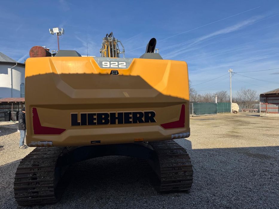 Excavator Liebherr 922