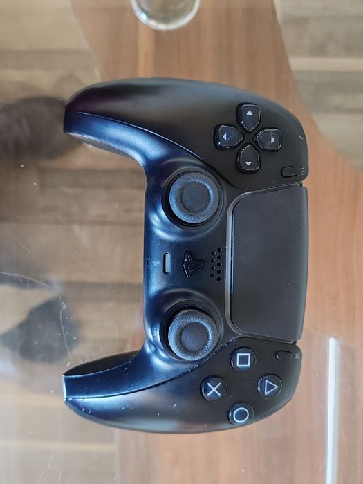 Controller ps5 nu știu daca funcționează il vand pn piese