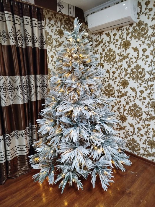 Ёлка премиум класса. Альпийская ель. 100% литая.