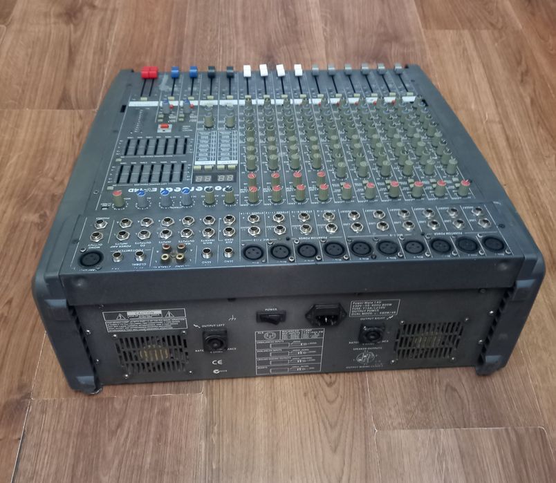 Powerbeat Electrovoice 14 D в хорошем состоянии.