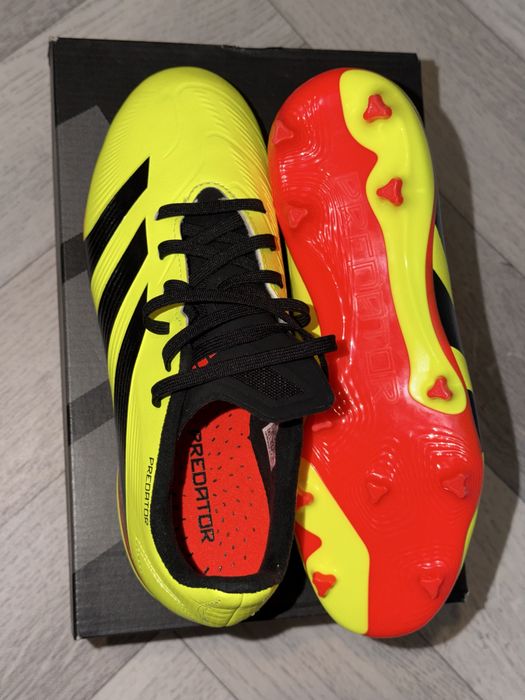 Бутсы Adidas Predator