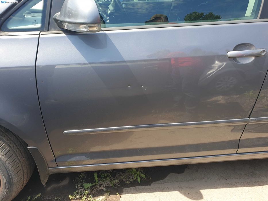 Usa Usi Portiera Portiere Stanga Fata Dezechipata cu Defect Volkswagen Golf 6 Plus 2008 - 2014 Culoare LA7T [K5473]