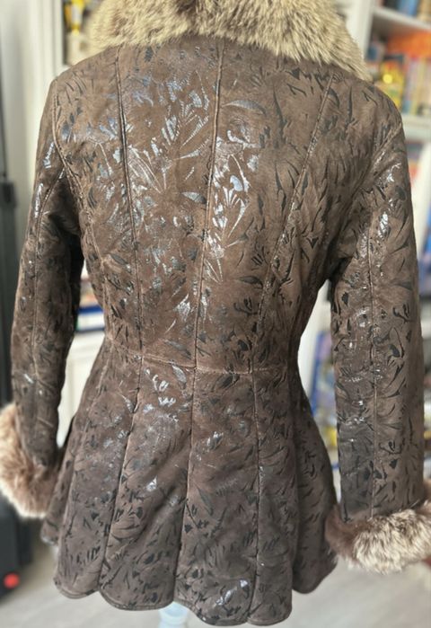 Haină/cojocel din piele cu blana naturala - marimea S