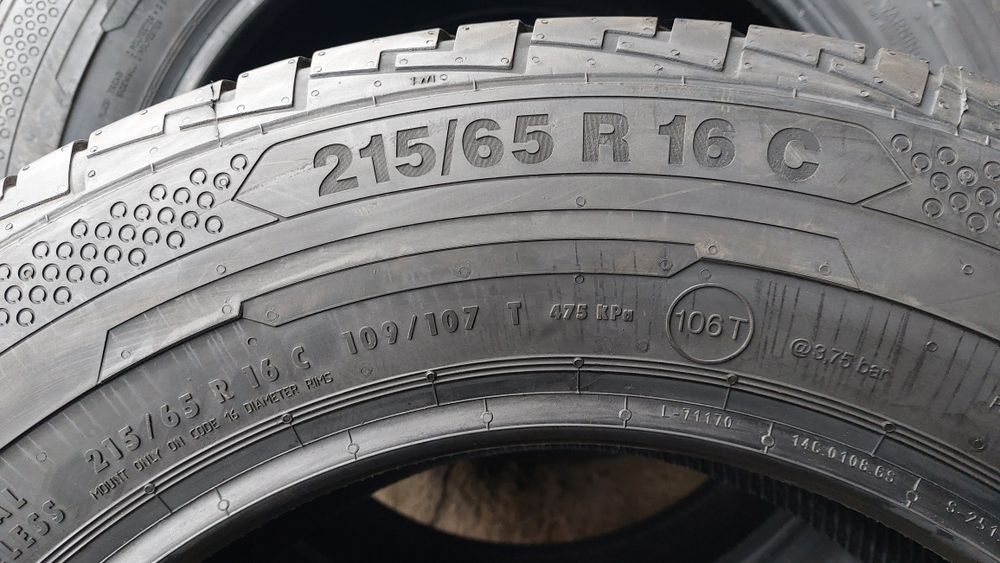 Нови гуми за Бус 215 65 16 C Continental ContiVanContact 4 броя