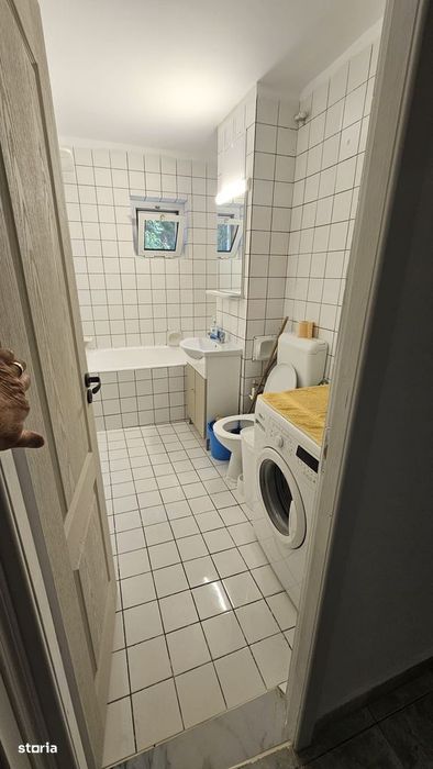 Apartament 2 camere, zona Modern - Simion Barnutiu