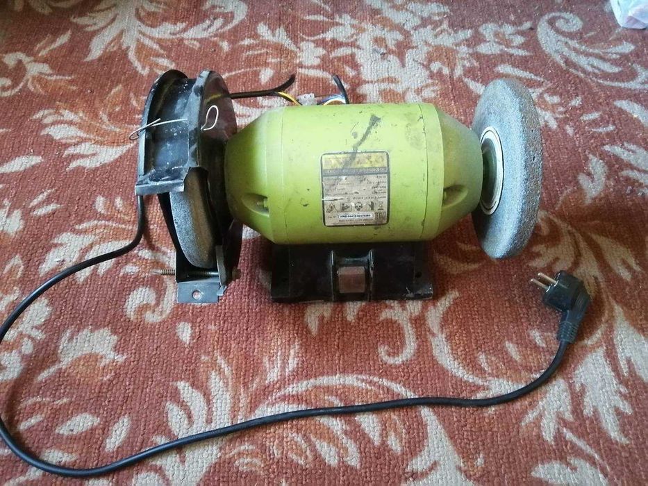 Точильный станок IVT