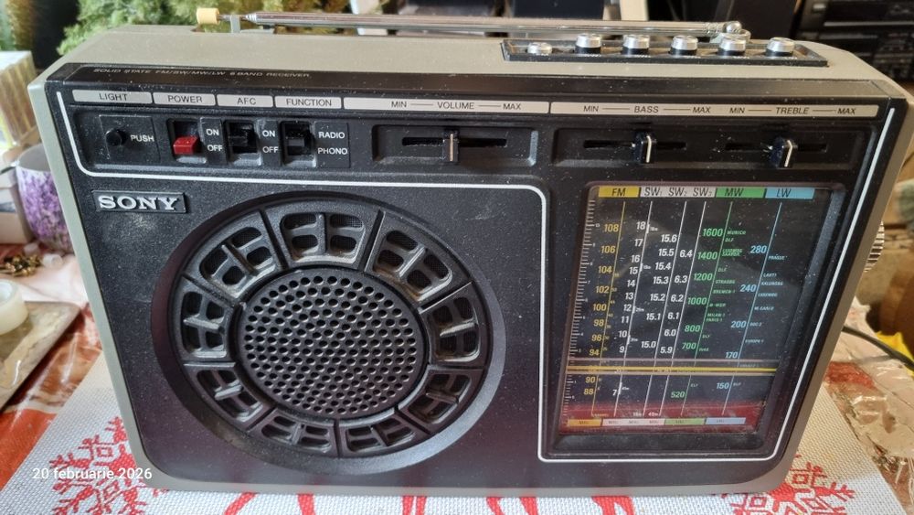 Radio vintage Sony,radio tv Crown