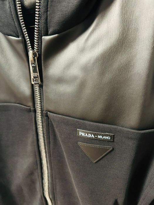 Hanorac Prada - Mărimea S - Calitate premium