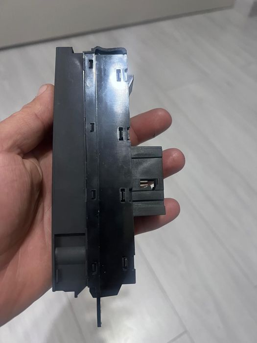 Buton Frana de mana Esp Autohold Volkswagen Passat CC B7 2012-2015