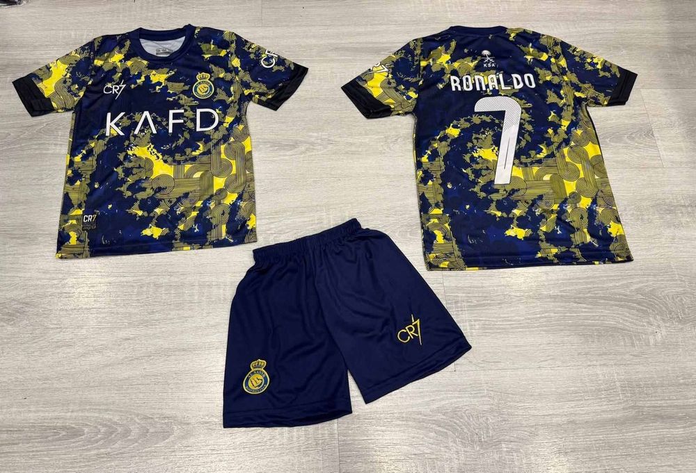 Светло син Детски Екип CR7 RONALDO Реал Мадрид Футболист 2025г Комплек