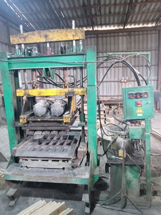 Станок присовонной брусчаткии