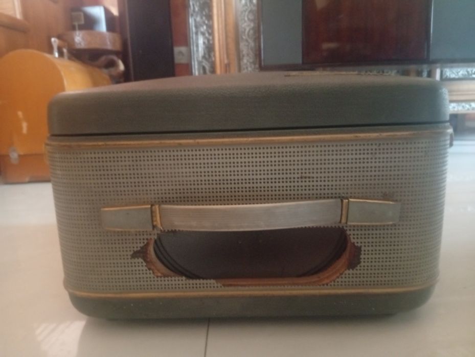 Ретро Магнетофон grundig tk 32