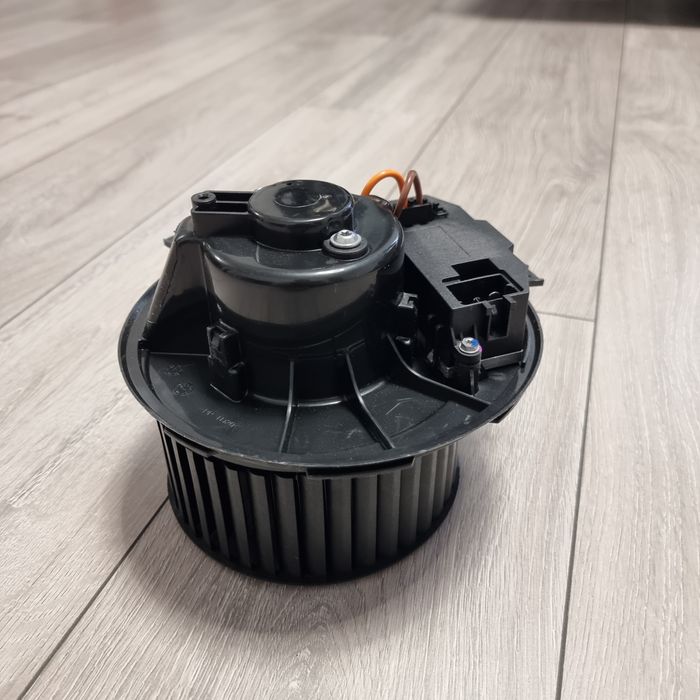 Ventilator / Motoras clima #NOU Golf 5 6 Passat B6 Touran Octavia Leon