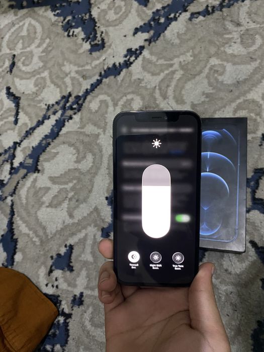 Iphone 12 pro Pacific blue