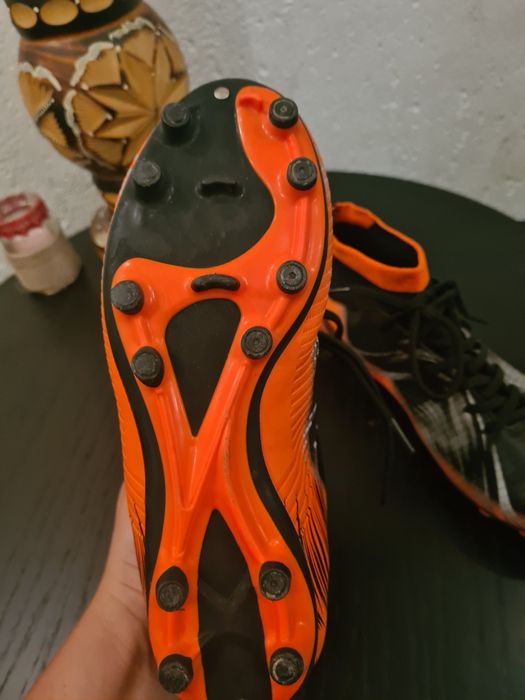 Crampone mar 37,5   și 33,,5 Timișoara