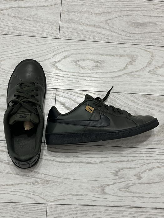 Adidasi nike