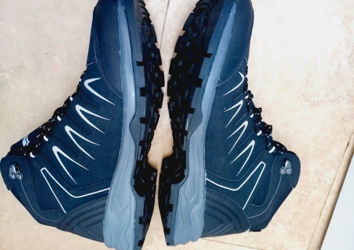 Bocanci negrii Crivit marime 45