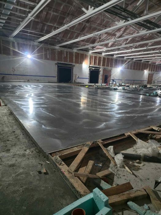 Бетонирай старите пътеки и вдъхни нов живот на своя двор