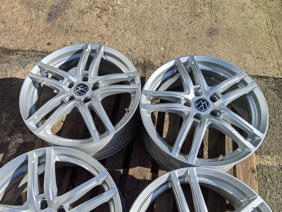 18 цола 5 х 112 мм Фолксваген / Шкода / Сеат / АУДИ - 7,5 Инча / ЕТ 42