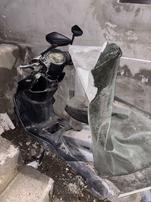 Продам Скутер m8