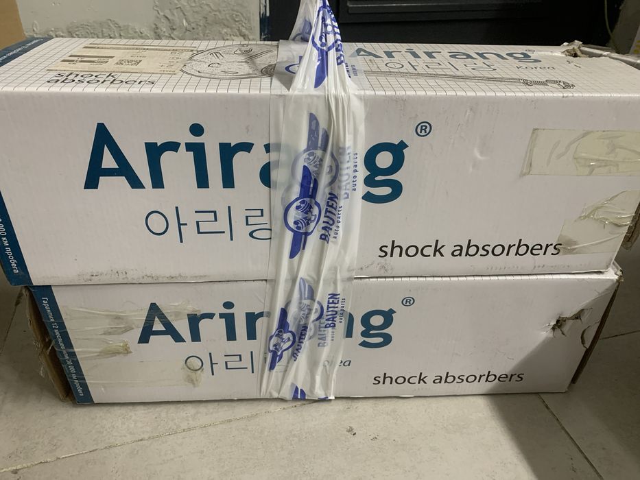 Продам амортизаторы на Kia Rio