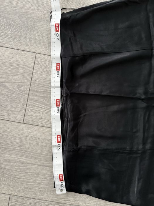 Fusta satin LC Waikiki (masura 46)