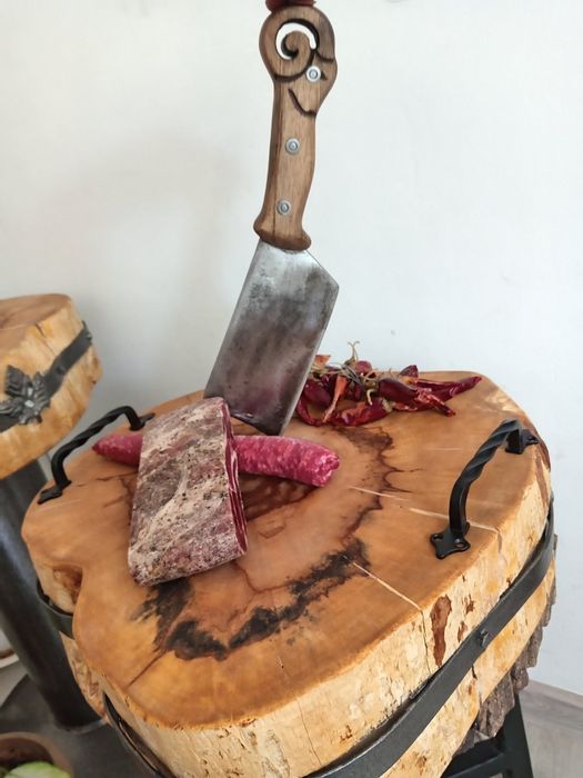 Сатър с дръжка от орех