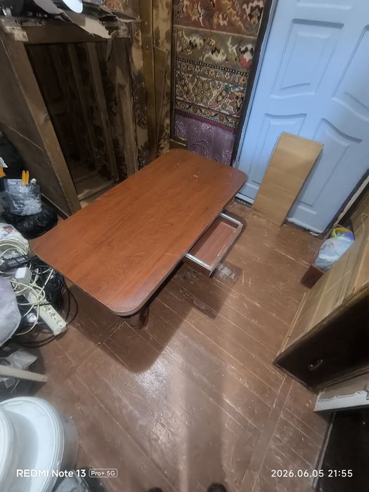 Продаётся журнальный стол