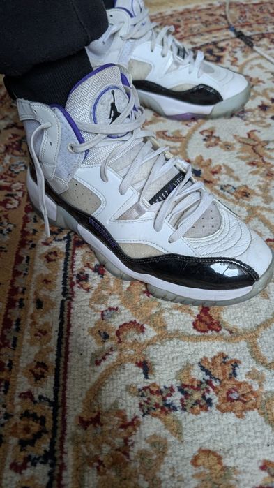 jordan mov 42 vreau sa scap de ei