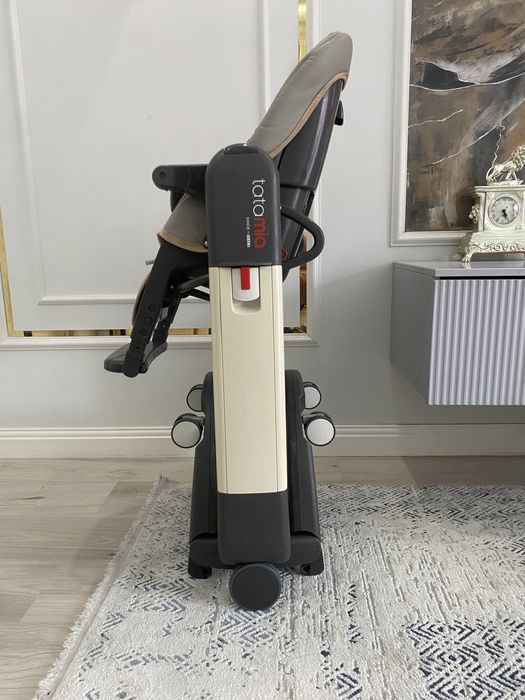 Детский стульчик для кормления