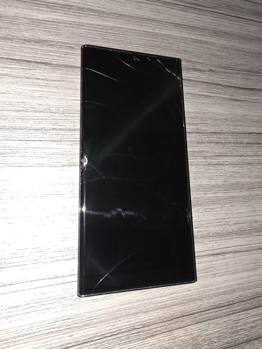 Продам телефон Samsung S23 ultra