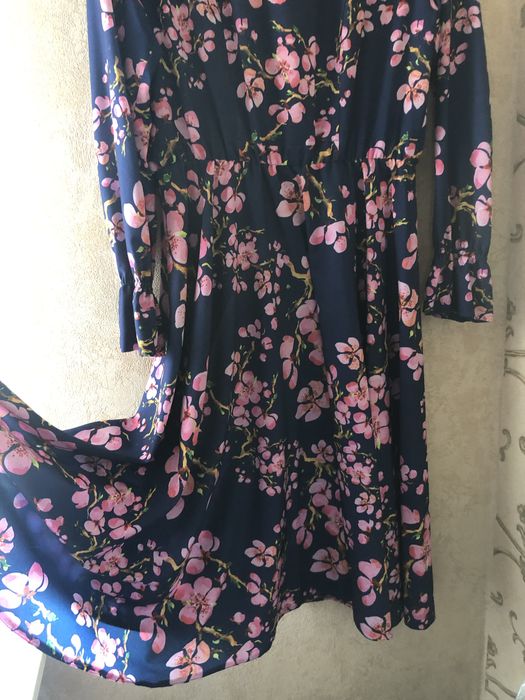 Все платья По 3000 тенге.