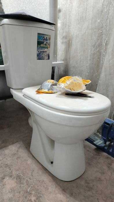 Продам унитаз, состояние хорошее